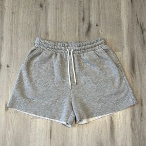 FOREVER 21 women's gray sweat shorts M